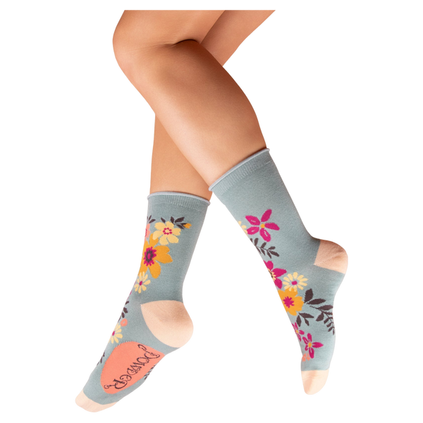Powder Floral Spray Ankle Socks