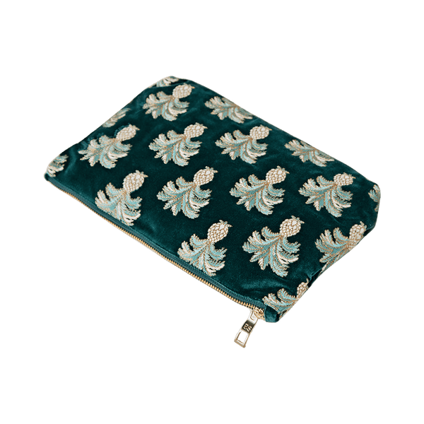 Elizabeth Scarlett Pineapples Everyday Pouch