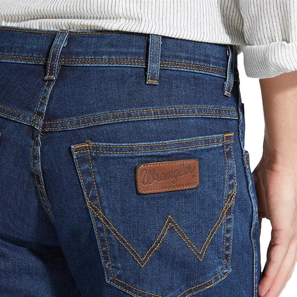 Wrangler Texas Stretch Jeans in Darkstone