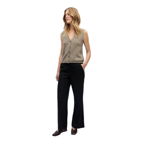 Object Diana V-Neck Knit Vest