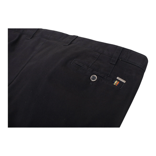 Meyer Oslo Chinos in Black
