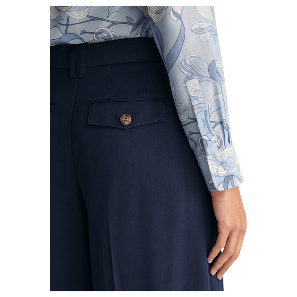 GANT Regular Fit Magnolia Print Cotton Silk Shirt for Women