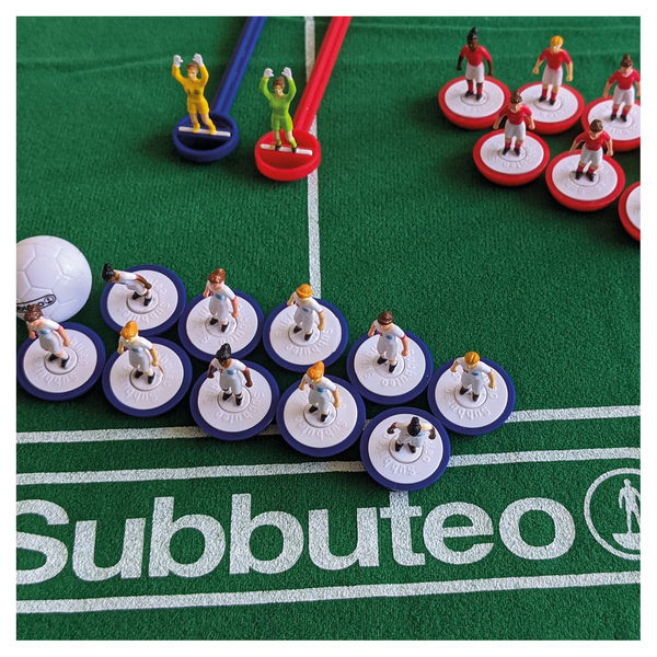 University Games Subbuteo Lionesses Main Game