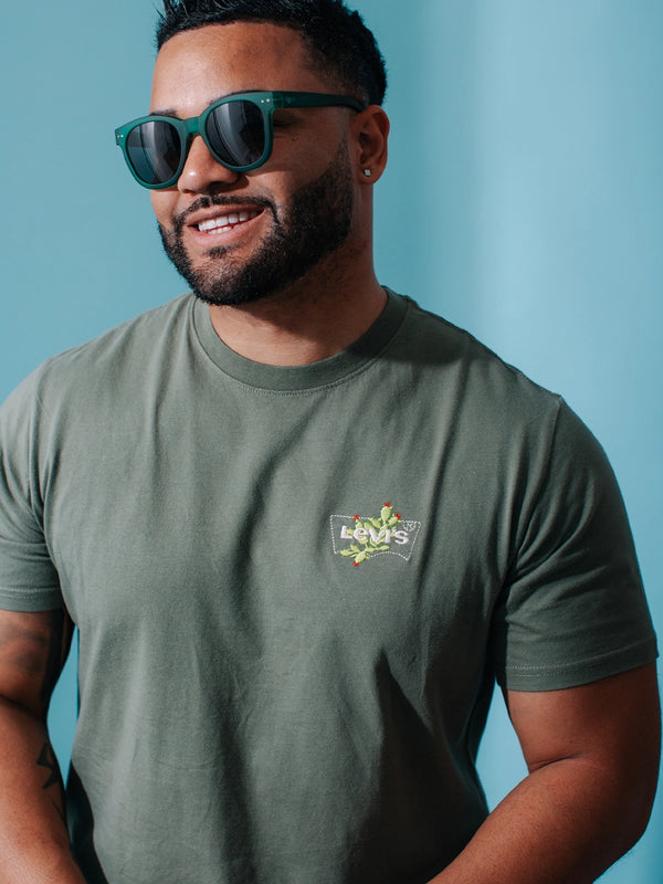 Levi's Relaxed Fit Short Sleeve Graphic T-Shirt