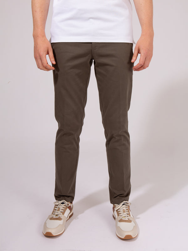William David Slim Fit Stretch Chino