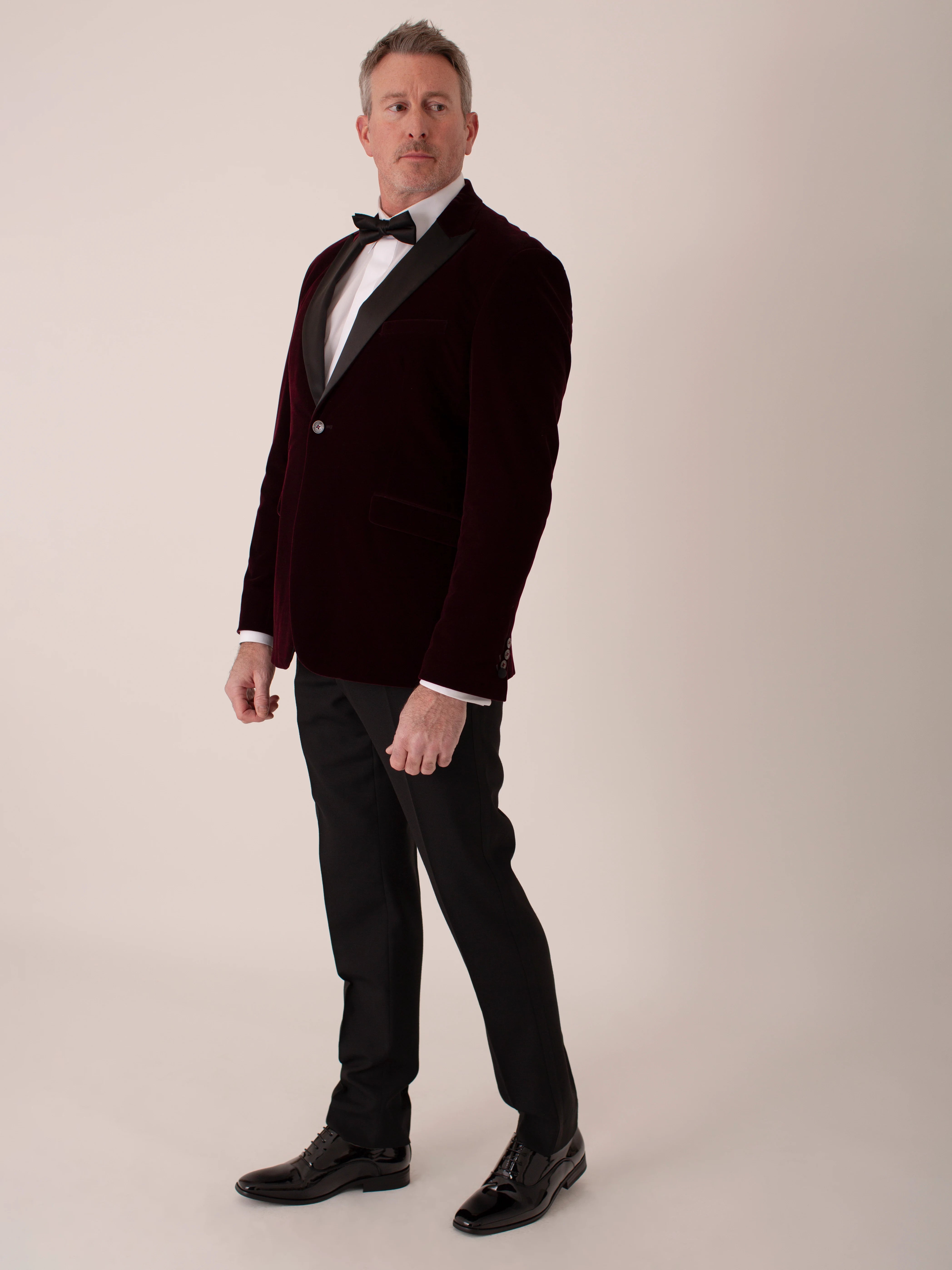Burgundy velvet coat hotsell