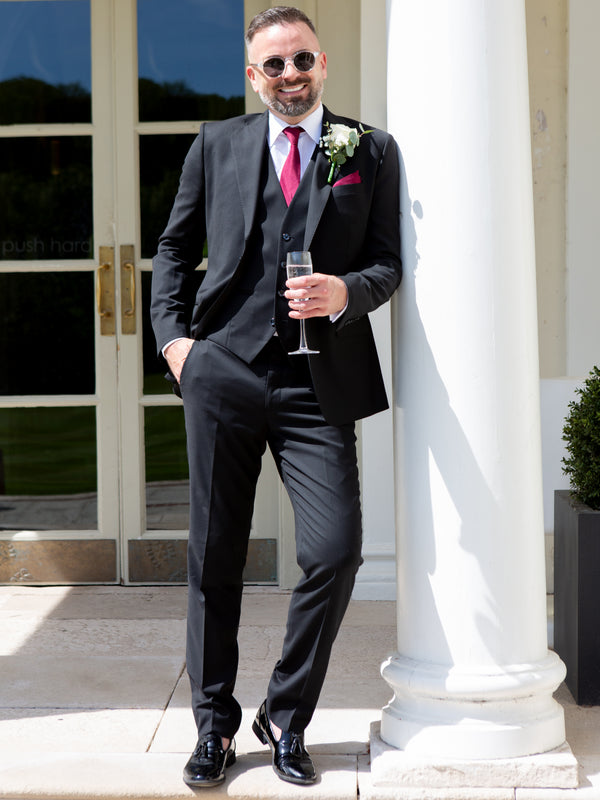 Derby Suit