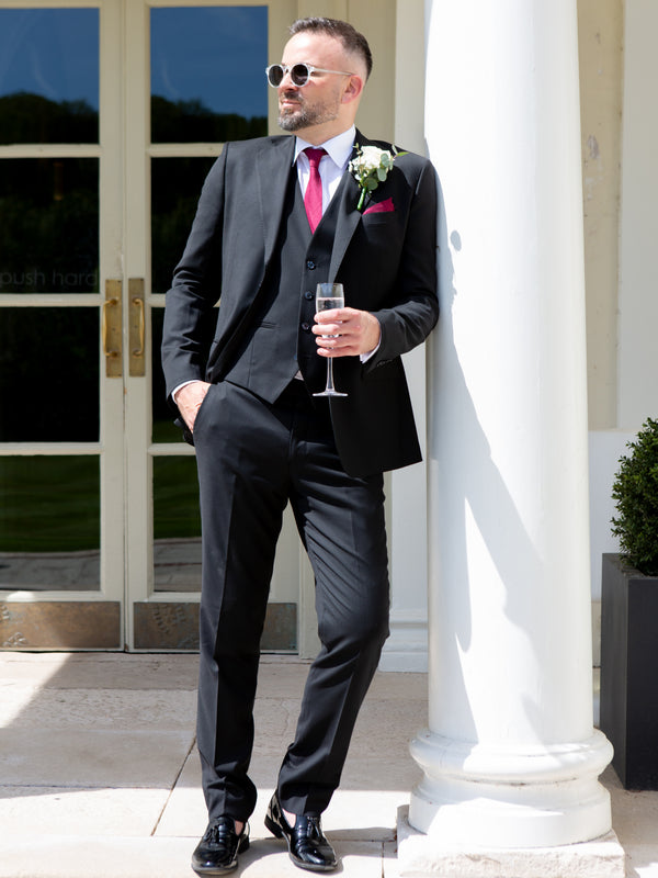 Derby Suit