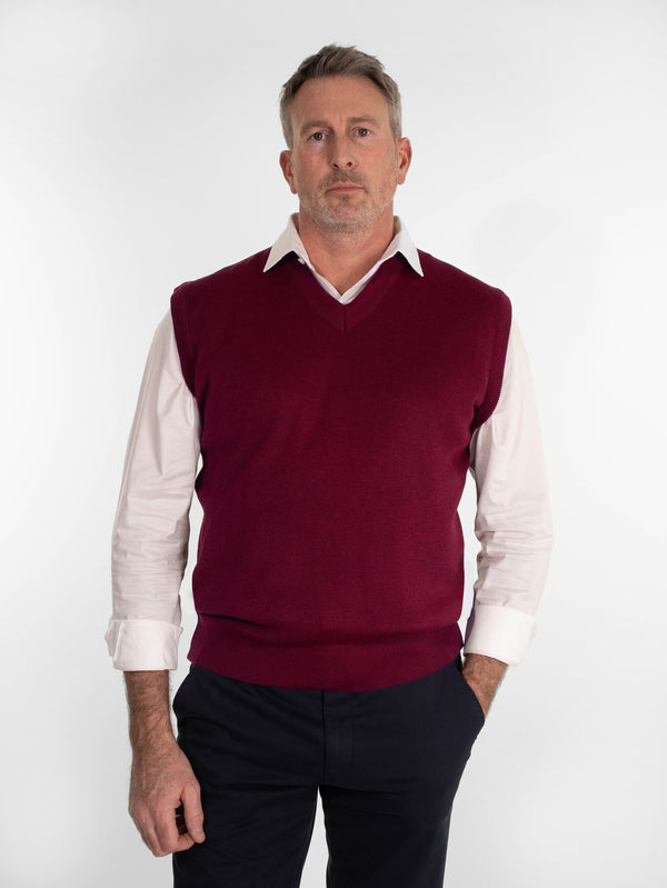 Franco Ponti V Neck Slipover in Deep Red