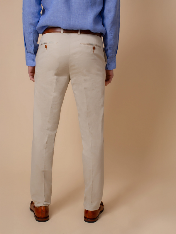 William David Lightweight Slim Fit Chino