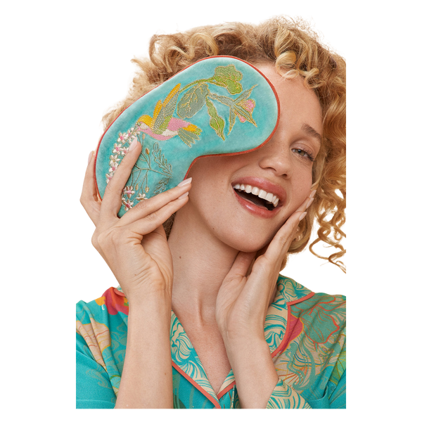 Powder Luxury Velvet Eye Mask