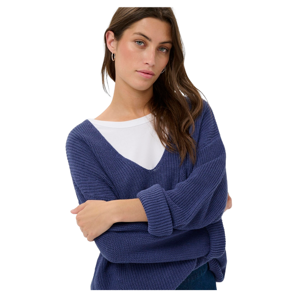 Part Two Etronas Pull Over