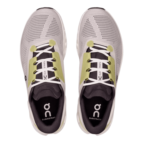 ON Cloudstratus 3 Running Shoes