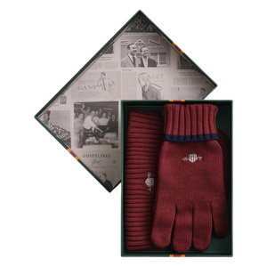 GANT Essential Beanie & Glove Gift Set - Plumped red