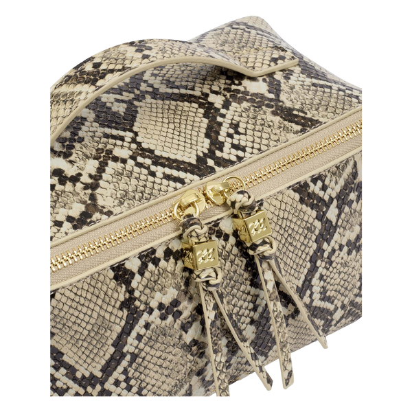 Soho Medium Make Up/Wash Bag