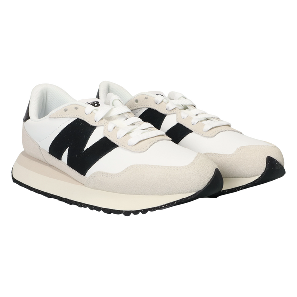 New Balance 237 Trainers